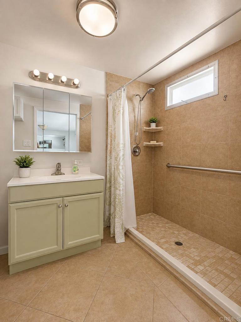 8301 Misssion Gorge Road, Unit 189 Santee, CA 92071 - Photo 11 of 12 Bathroom
