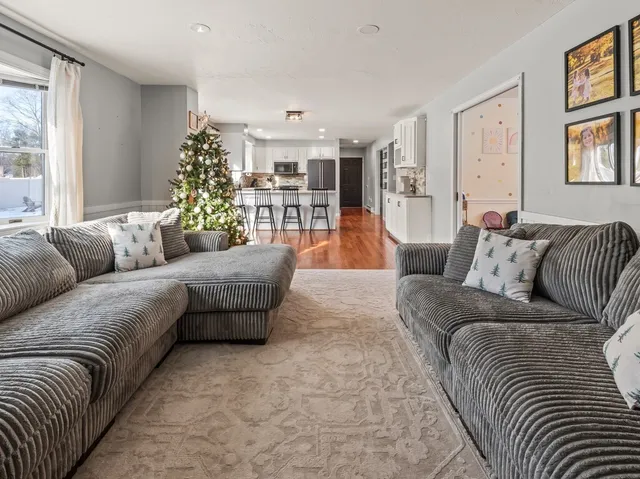 $650,000 | 36 Lyons Road, Dudley, MA 01571