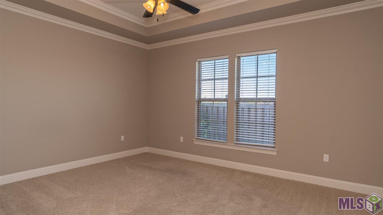 3048 Cresthaven Avenue Baton Rouge, LA 70810 - Photo 15 of 32 Gallery Image 15