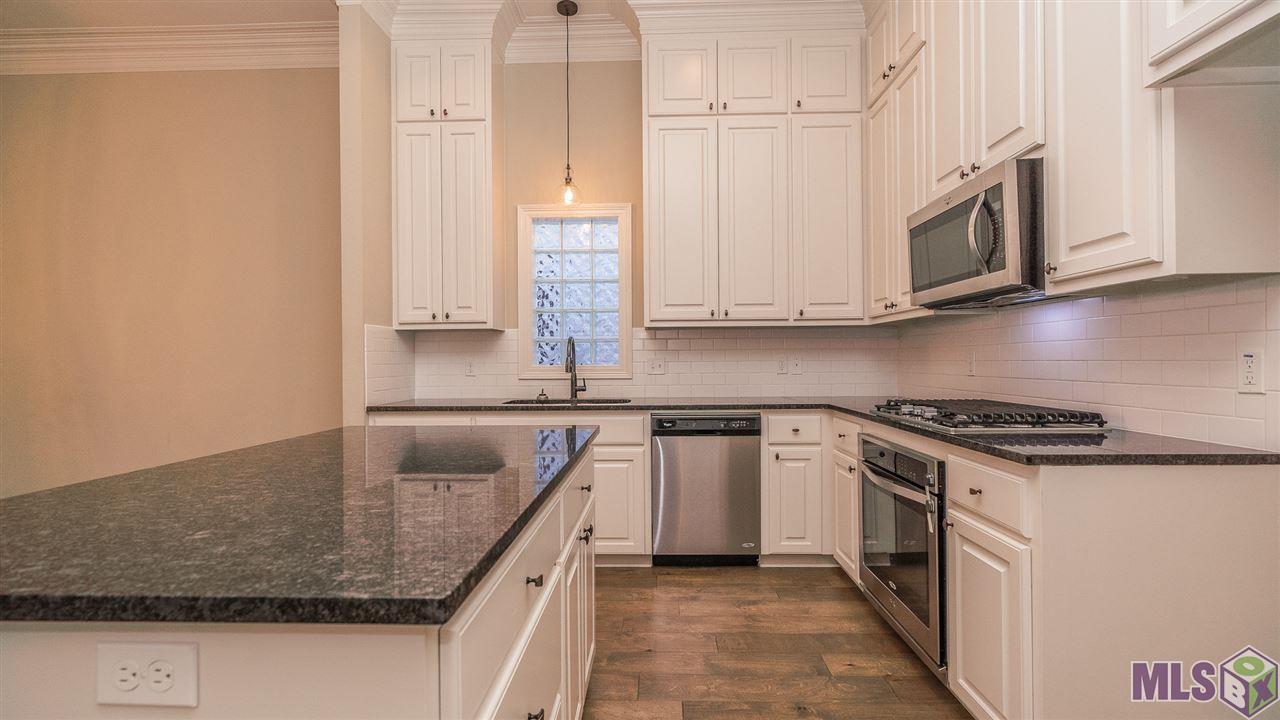 3048 Cresthaven Avenue Baton Rouge, LA 70810 - Photo 3 of 32 Gallery Image 3