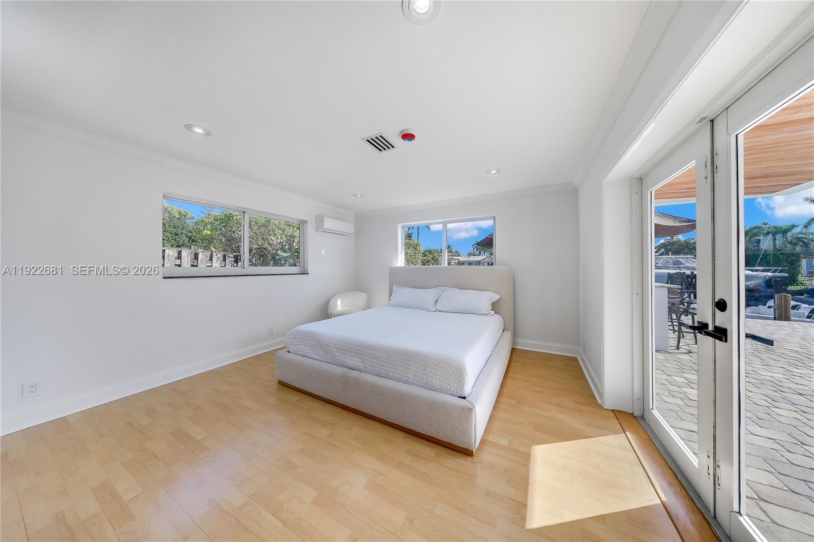 800 Southeast 3rd Terrace Pompano Beach, FL 33060 - Photo 15 of 32