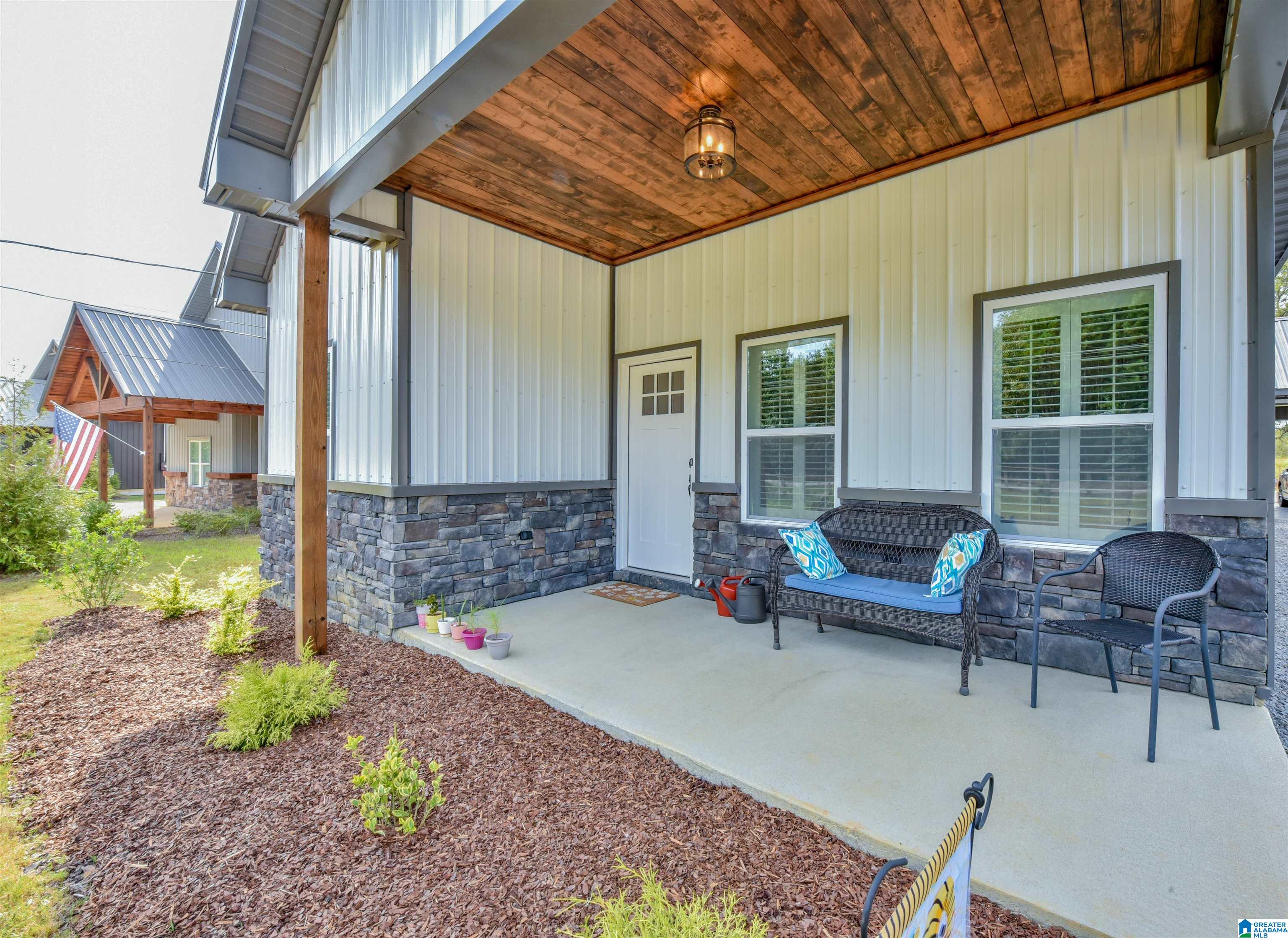 12637 Northside Road Northport, AL 35475 - Photo 2 of 40