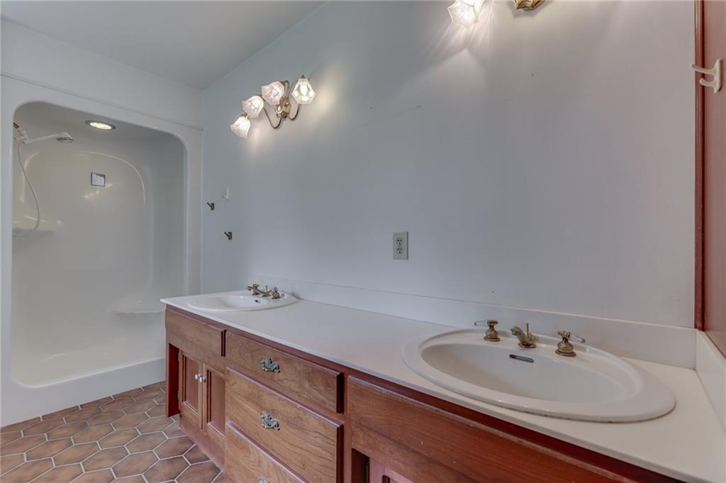 3709 Thompson Road Indianapolis, IN 46237 - Photo 22 of 44 Gallery Image 22