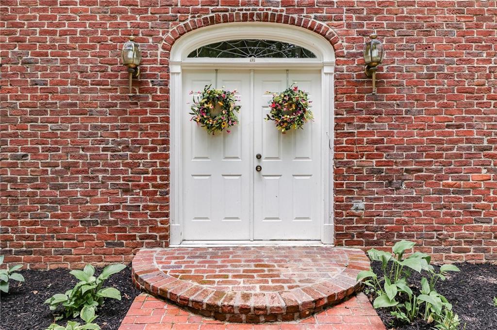 3709 Thompson Road Indianapolis, IN 46237 - Photo 4 of 44 Gallery Image 4