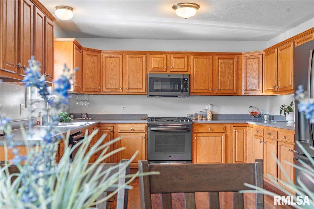 4711 Johanne Court Springfield, IL 62711 - Photo 13 of 39 Gallery Image 13