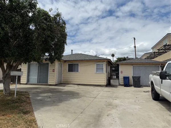 $2,650 | 20743 Elaine Avenue, Lakewood, CA 90715