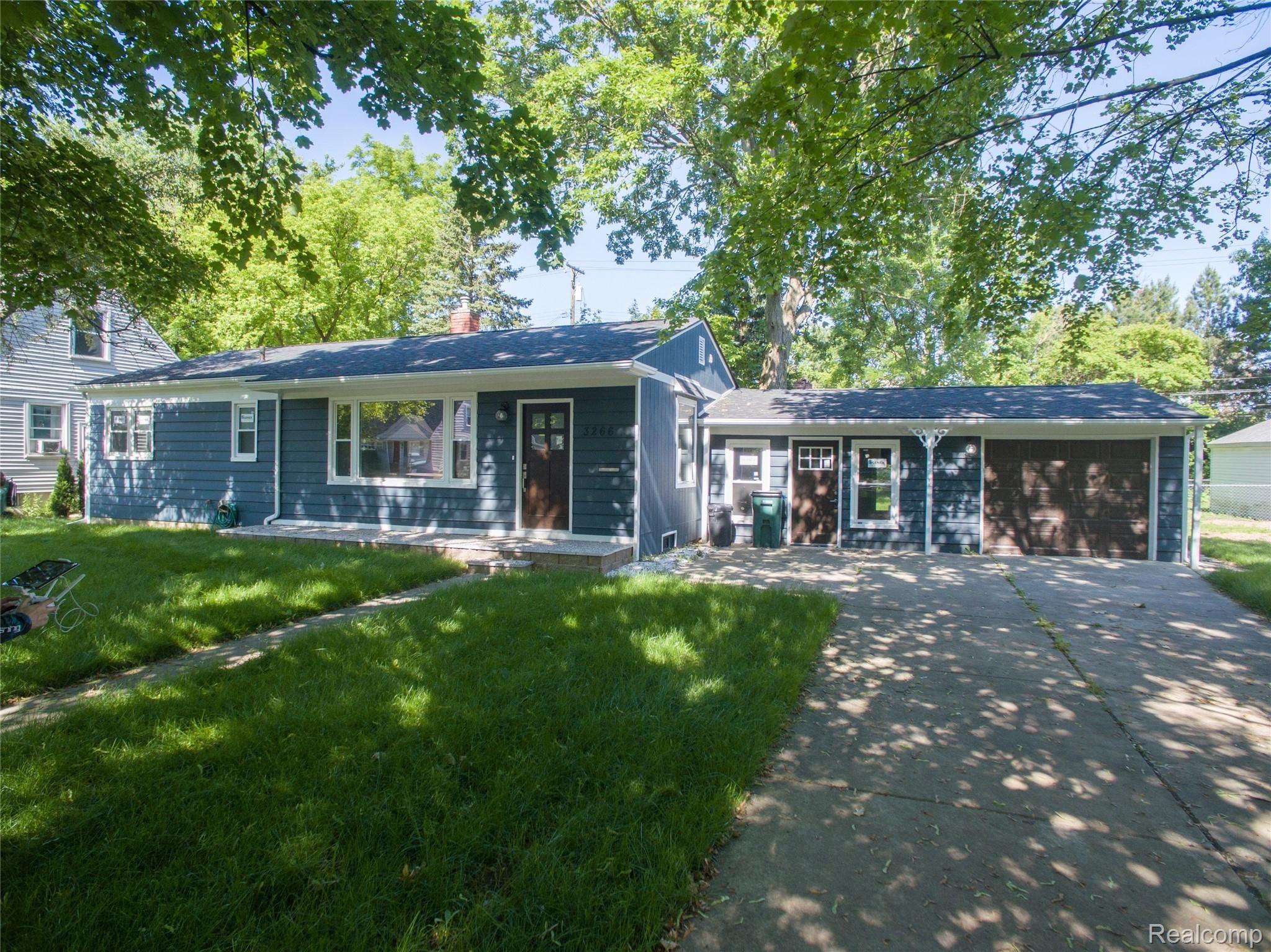 3266 Harvard Road Royal Oak, MI 48073 - Photo 3 of 60 Harvard RO-90.jpg