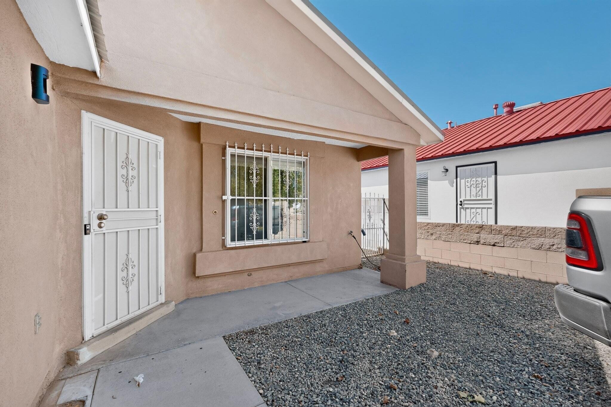 7304 Rainmaker Road Southwest Albuquerque, NM 87121 - Photo 7 of 39 Gallery Image 7