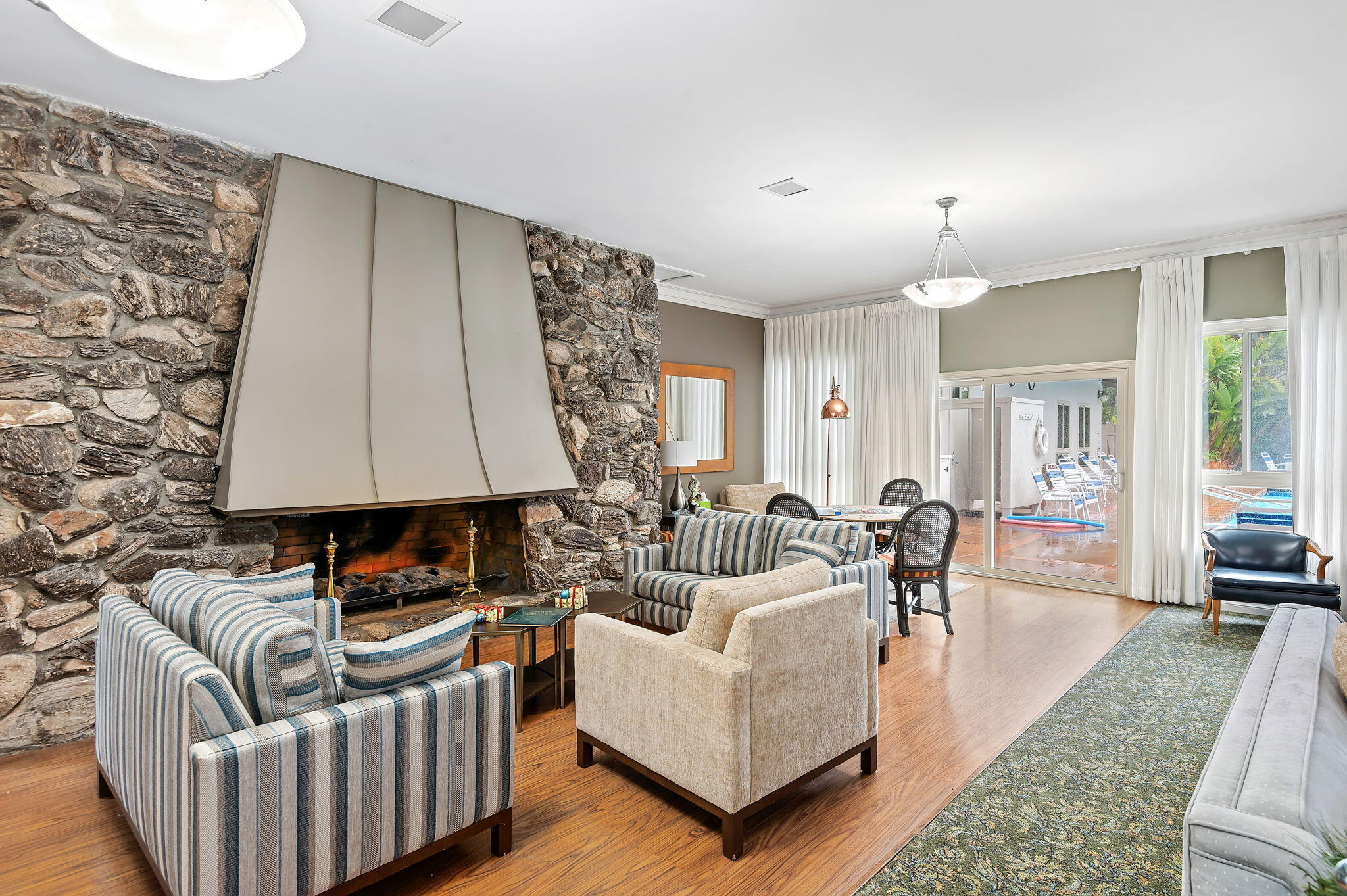 5820 Encina Road, Unit 1 Goleta, CA 93117 - Photo 32 of 38 32-Encina Royale Clubhouse