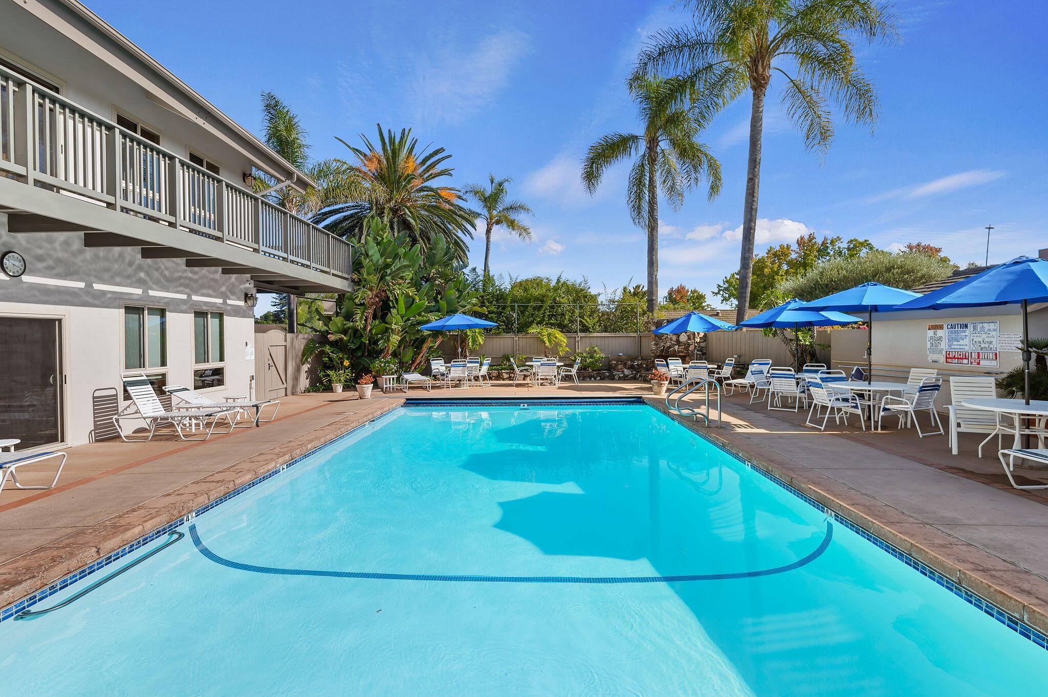 5820 Encina Road, Unit 1 Goleta, CA 93117 - Photo 35 of 38 35 - Encina Royale Swimming Pool
