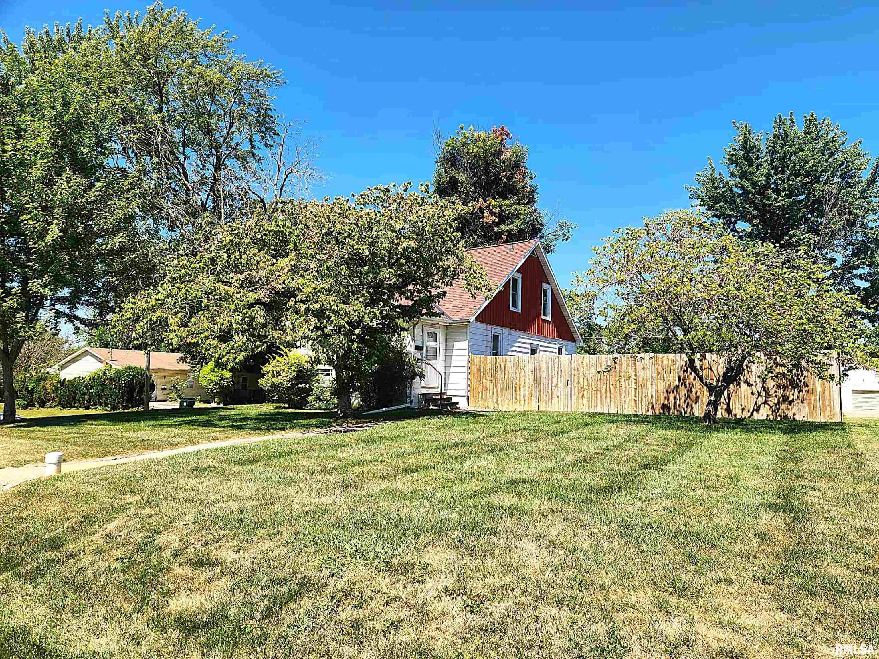 1501 Sycamore Street Quincy, IL 62301 - Photo 29 of 31