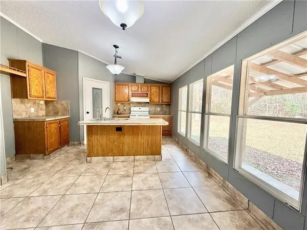 $130,000 | 3745 Highway 107, Pineville, LA 71360