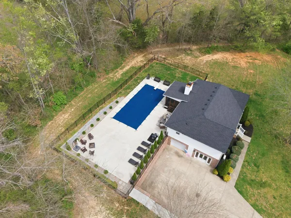 $579,900 | 2034 Christy Lane, Greenbrier, TN 37073