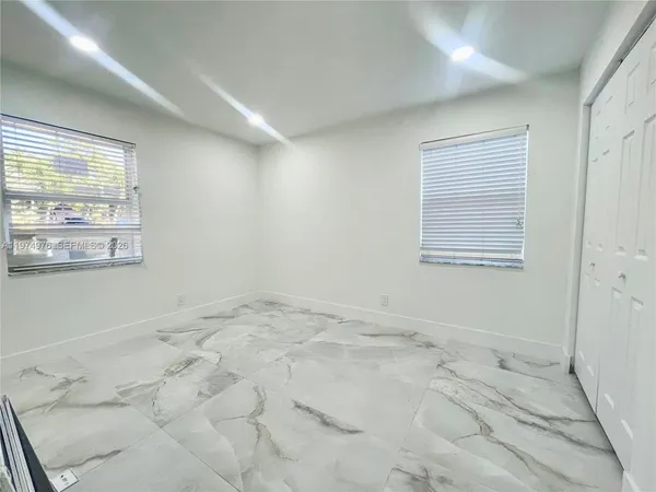 $5,695 | 1649 Northeast 8th Avenue, Fort Lauderdale, FL 33305