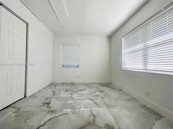 $5,695 | 1649 Northeast 8th Avenue, Fort Lauderdale, FL 33305