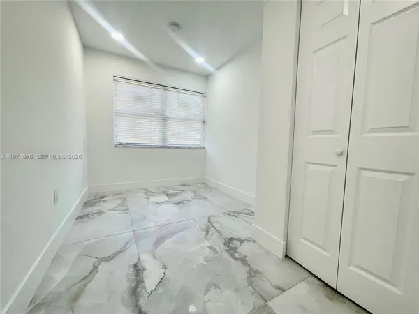 $5,695 | 1649 Northeast 8th Avenue, Fort Lauderdale, FL 33305