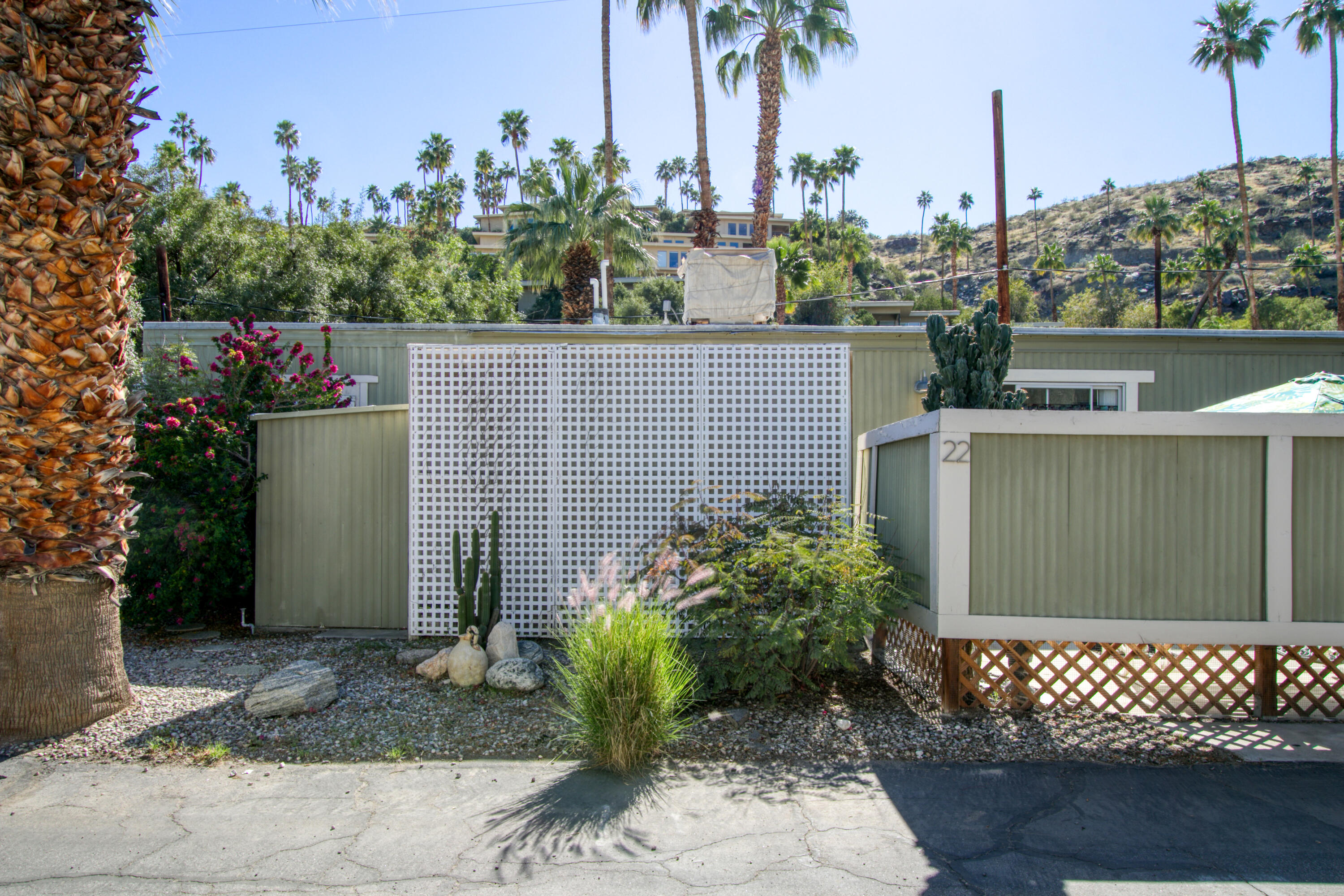 22 Jupiter Street Palm Springs, CA 92264 - Photo 3 of 19 PHTINA_IMG_0679_13 copy
