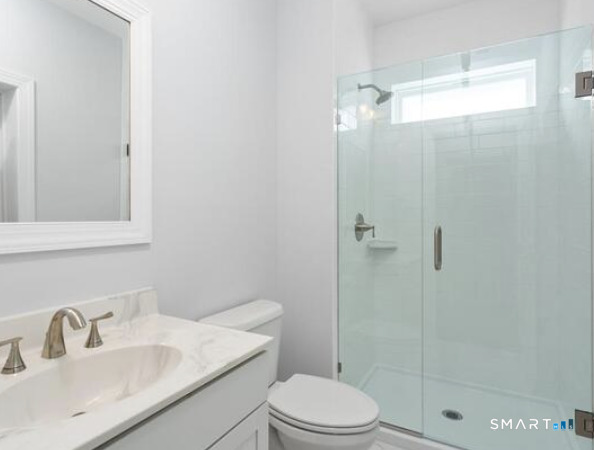 928 Reef Road Fairfield, CT 06824 - Photo 14 of 15