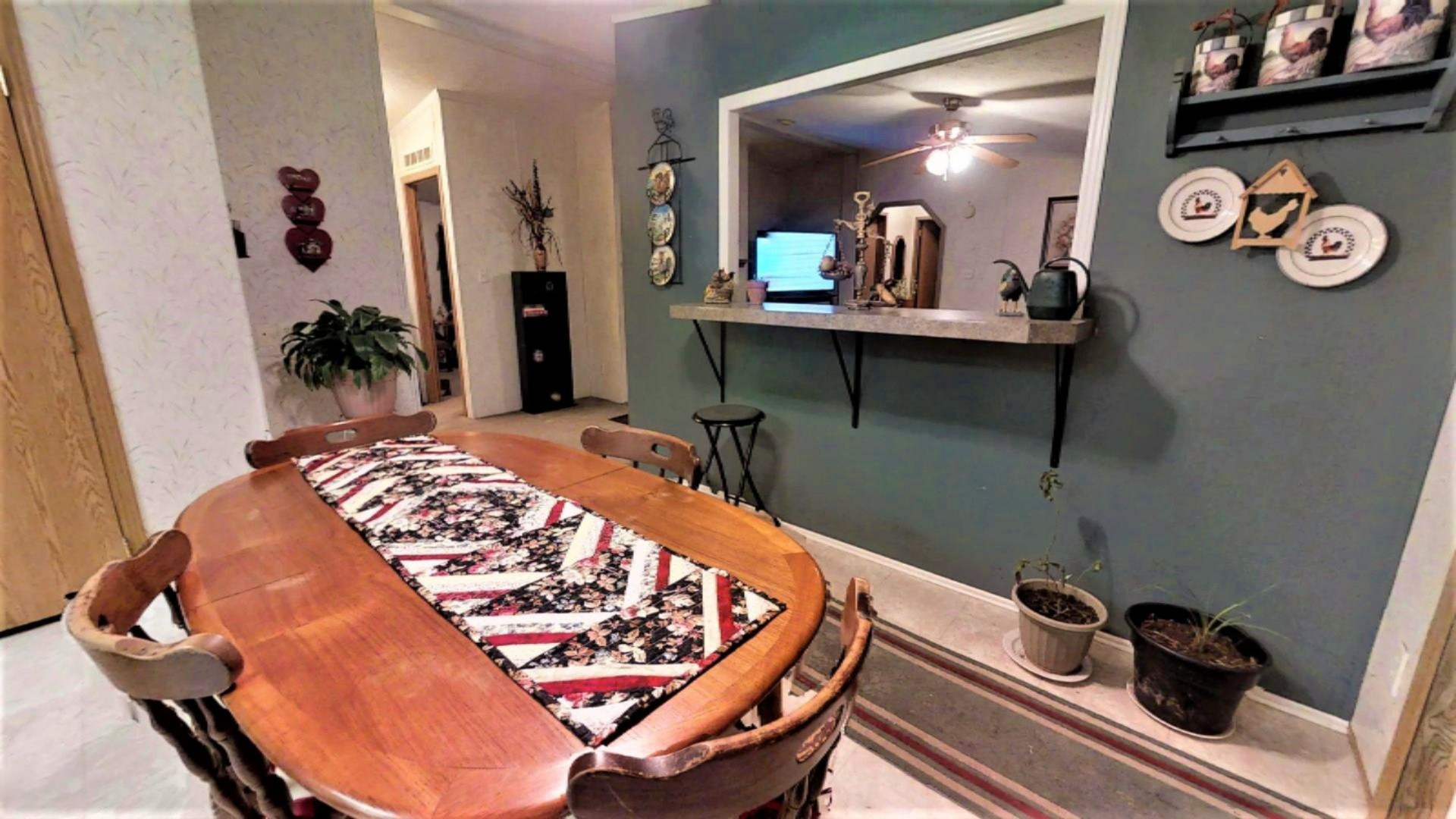 4363 Moore Road Allegan, MI 49010 - Photo 7 of 14 EATING AREA