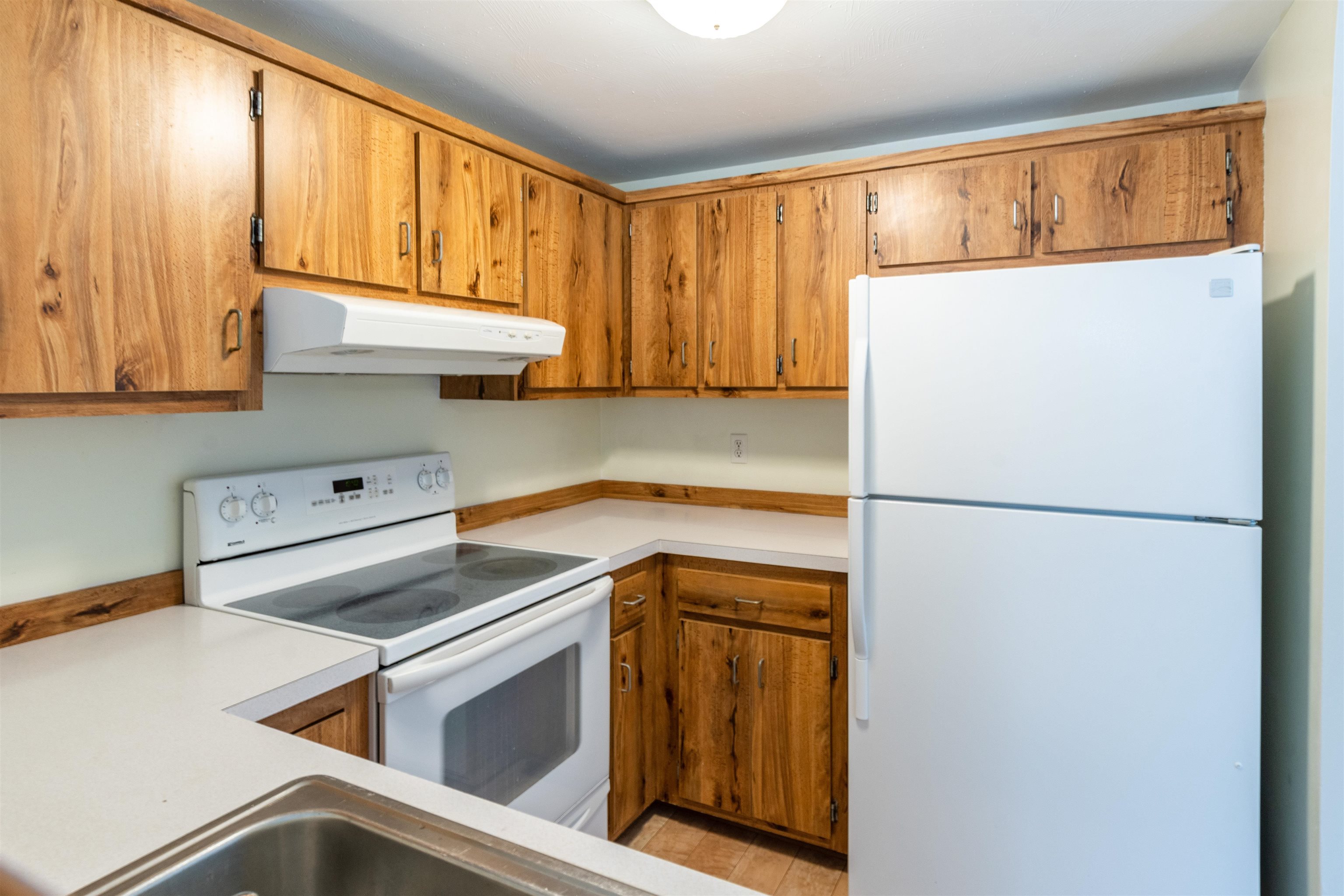 21 Spring Cove Road, Unit 153 Nashua, NH 03062 - Photo 5 of 27