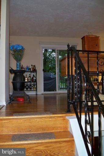 1009 Dunholme Road Reisterstown, MD 21136 - Photo 6 of 25 Interior (General)