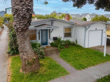 $1,150,000 | 895 Main Street, Half Moon Bay, CA 94019