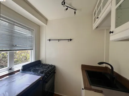 $2,200,000 | 1631 La Vereda Road, Berkeley, CA 94709
