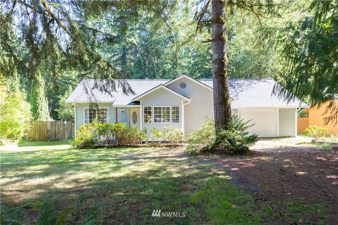 7760 Silver Lake Road Maple Falls, WA 98266 - Photo 2 of 32