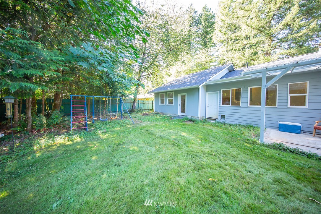 7760 Silver Lake Road Maple Falls, WA 98266 - Photo 25 of 32