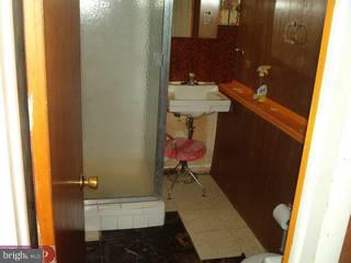 930 Edgemoor Road Cherry Hill, NJ 08034 - Photo 3 of 6