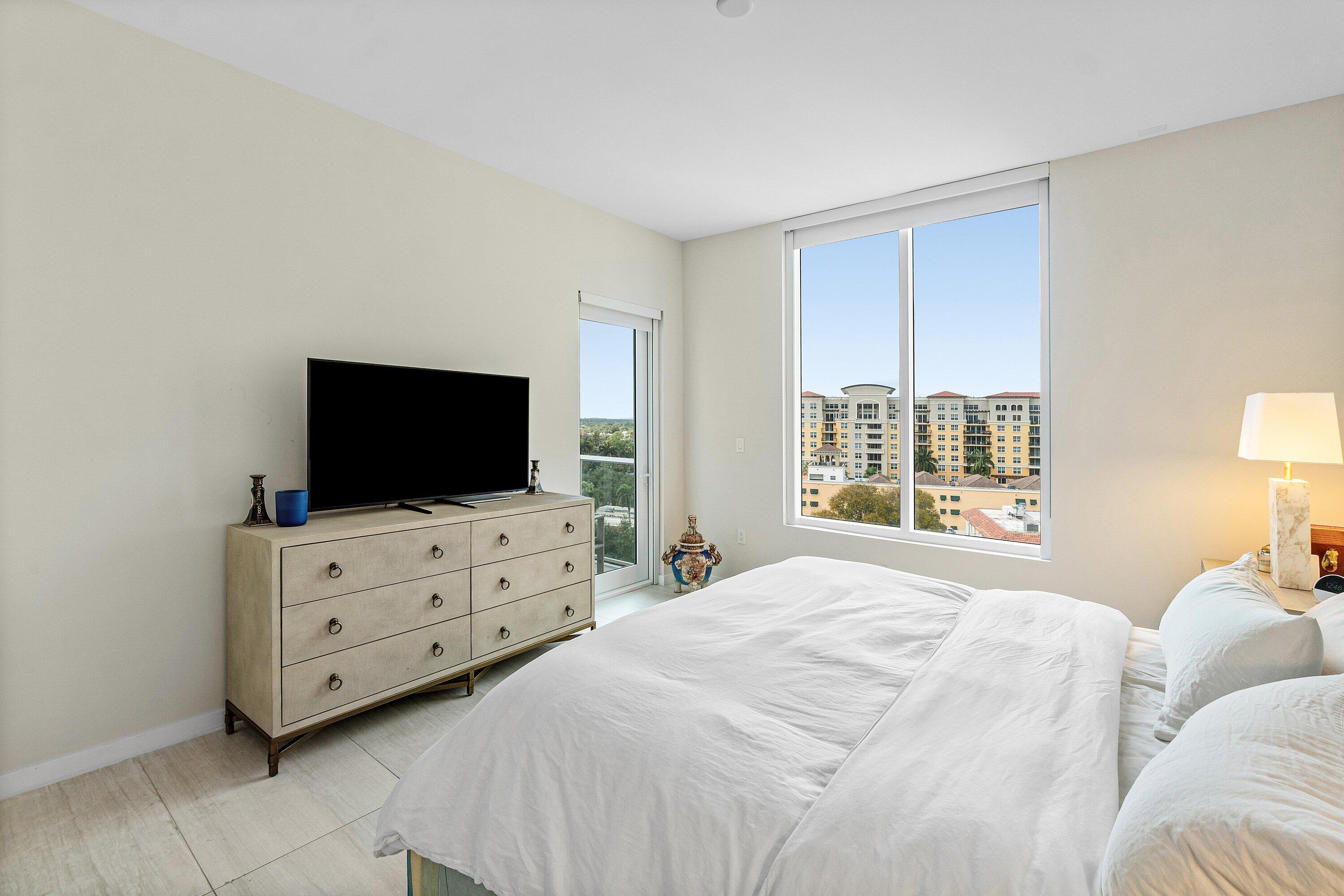 200 Southeast Mizner Boulevard, Unit 810 Boca Raton, FL 33432 - Photo 15 of 29 022-200SoutheastMiznerBoulevard-810-Boca