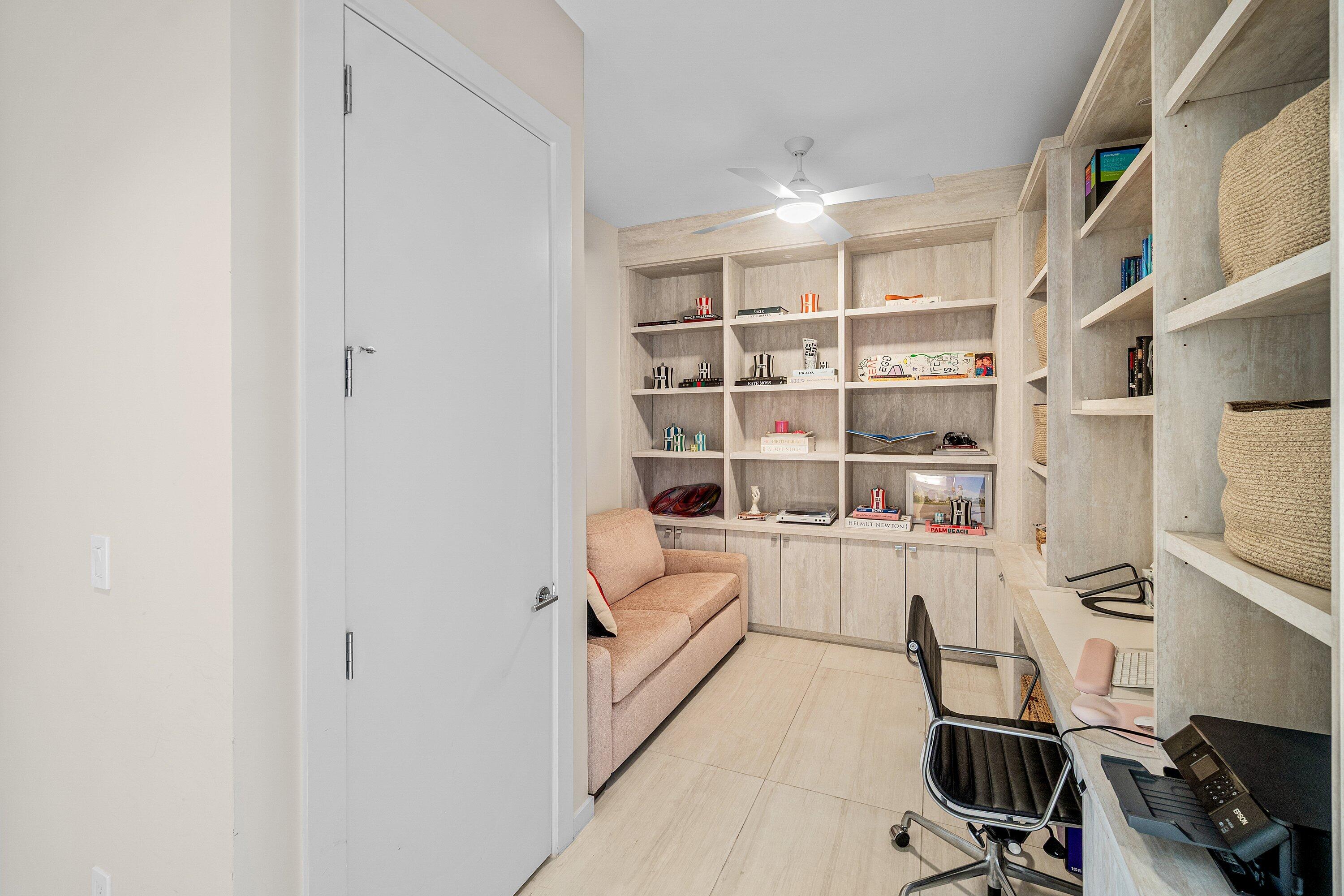 200 Southeast Mizner Boulevard, Unit 810 Boca Raton, FL 33432 - Photo 22 of 29 018-200SoutheastMiznerBoulevard-810-Boca