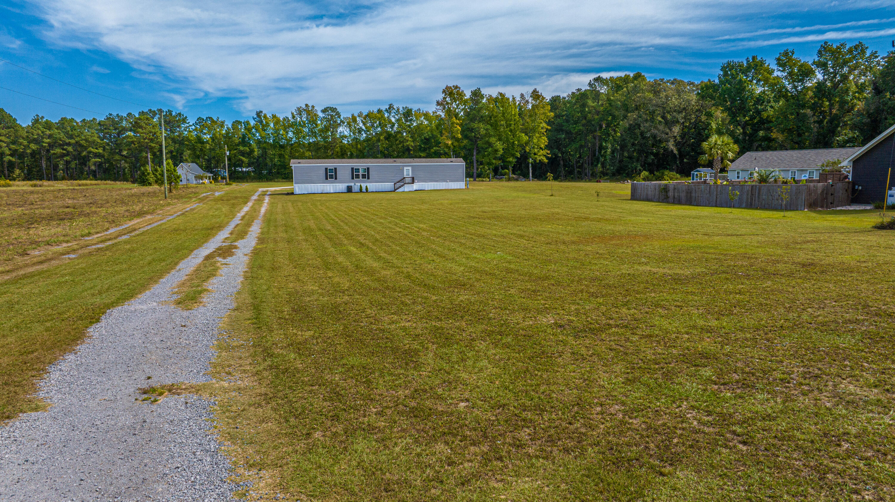2542 Old Gilliard Road Ridgeville, SC 29472 - Photo 9 of 51 Exterior