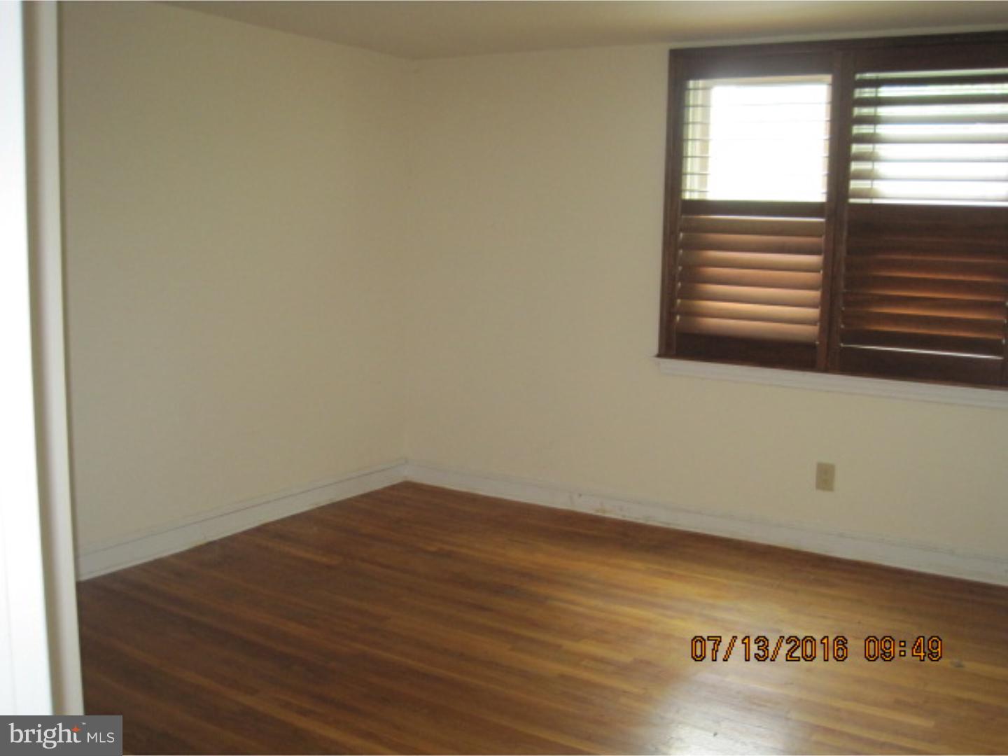 1849 Ashurst Road Philadelphia, PA 19151 - Photo 3 of 11 Gallery Image 3