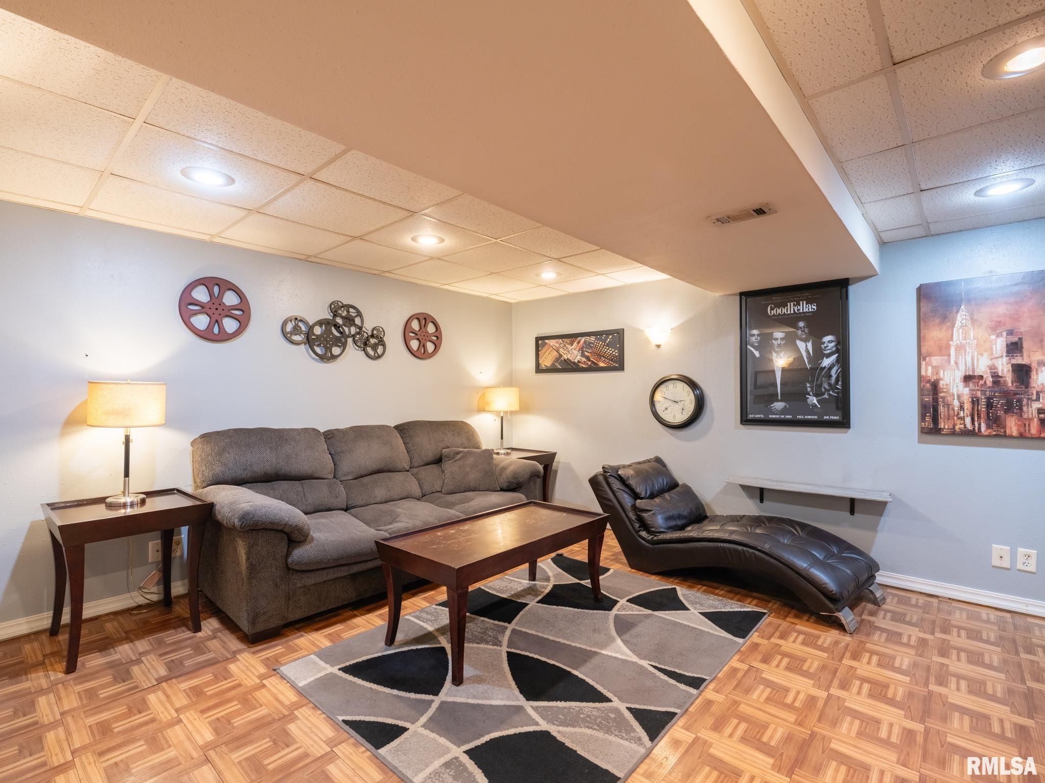 320 Ehrett Street Creve Coeur, IL 61610 - Photo 29 of 45 Gallery Image 29
