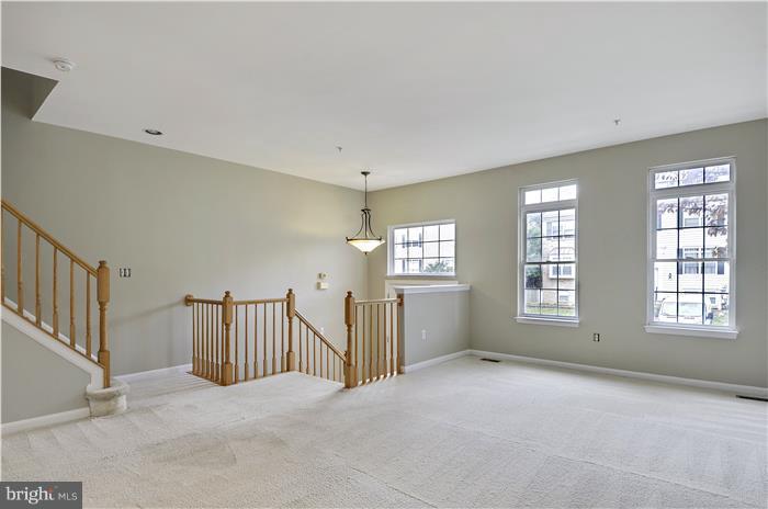 1522 Rambling Way North Frederick, MD 21701 - Photo 2 of 22 Living Room