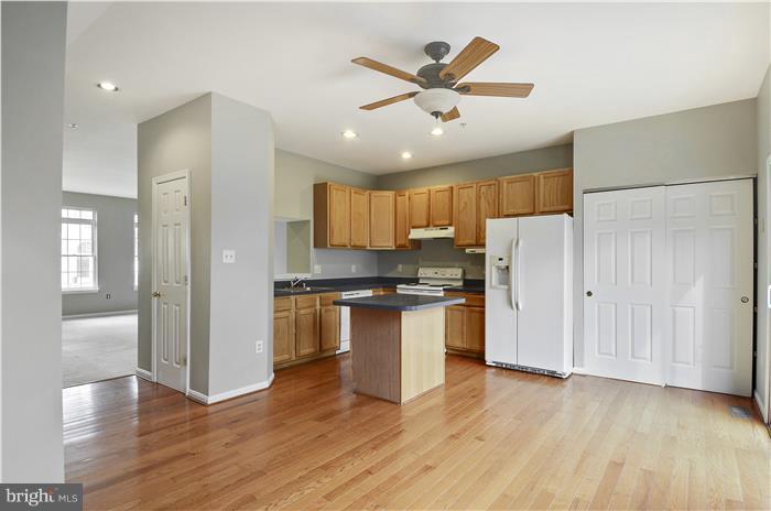 1522 Rambling Way North Frederick, MD 21701 - Photo 5 of 22 Kitchen