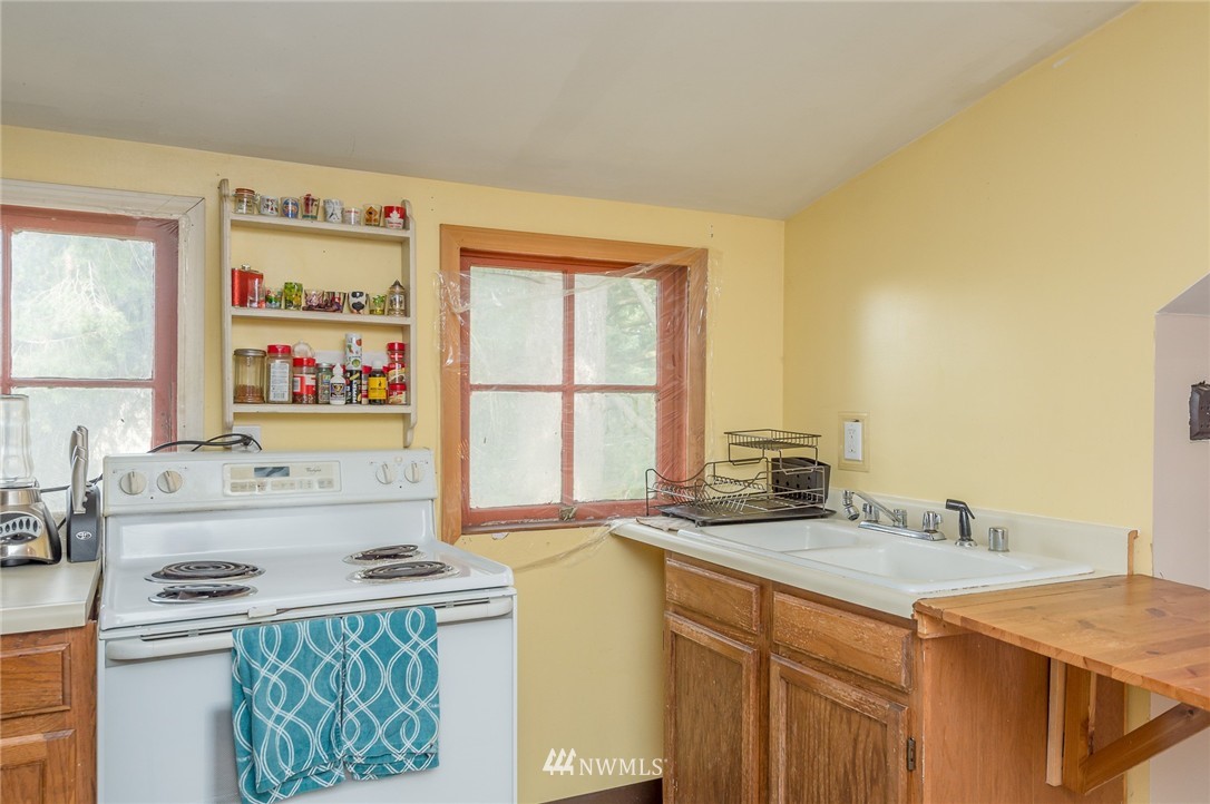 770 Monroe Avenue Northeast Renton, WA 98056 - Photo 14 of 22 Gallery Image 14