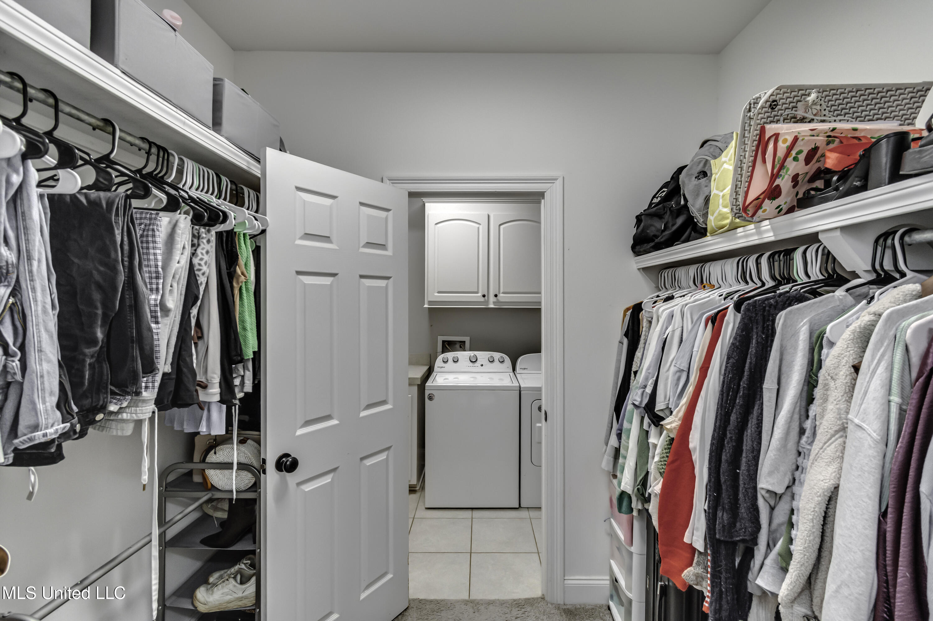 151 Western Ridge Circle Canton, MS 39046 - Photo 28 of 58 Primary Closet