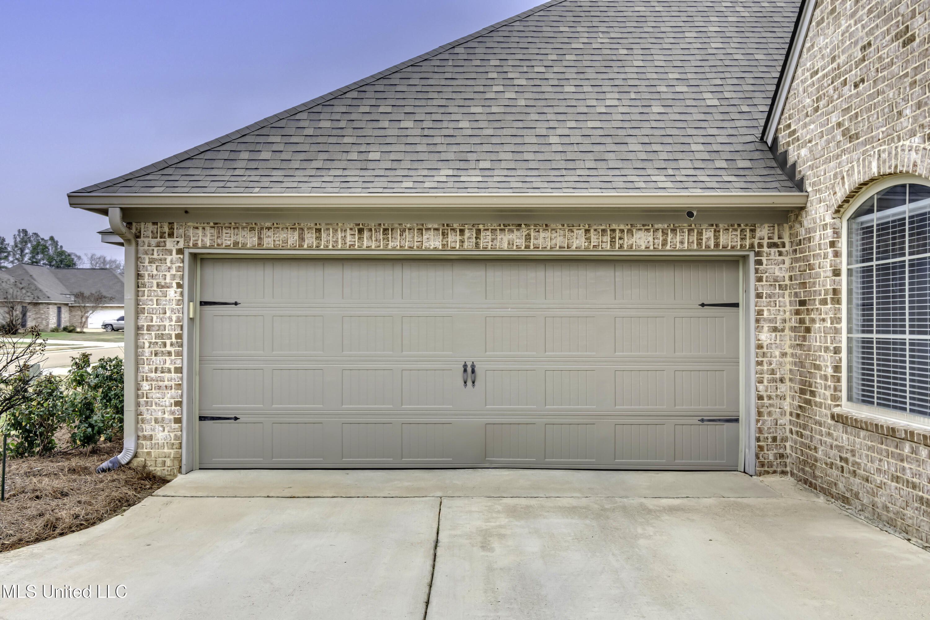 151 Western Ridge Circle Canton, MS 39046 - Photo 54 of 58 Front Garage