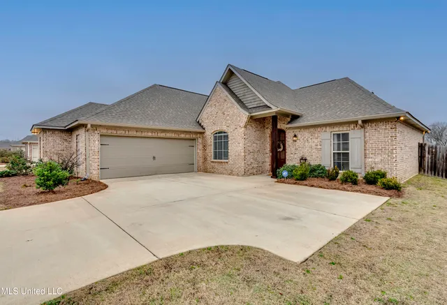 $310,000 | 151 Western Ridge Circle, Canton, MS 39046