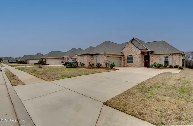 $310,000 | 151 Western Ridge Circle, Canton, MS 39046