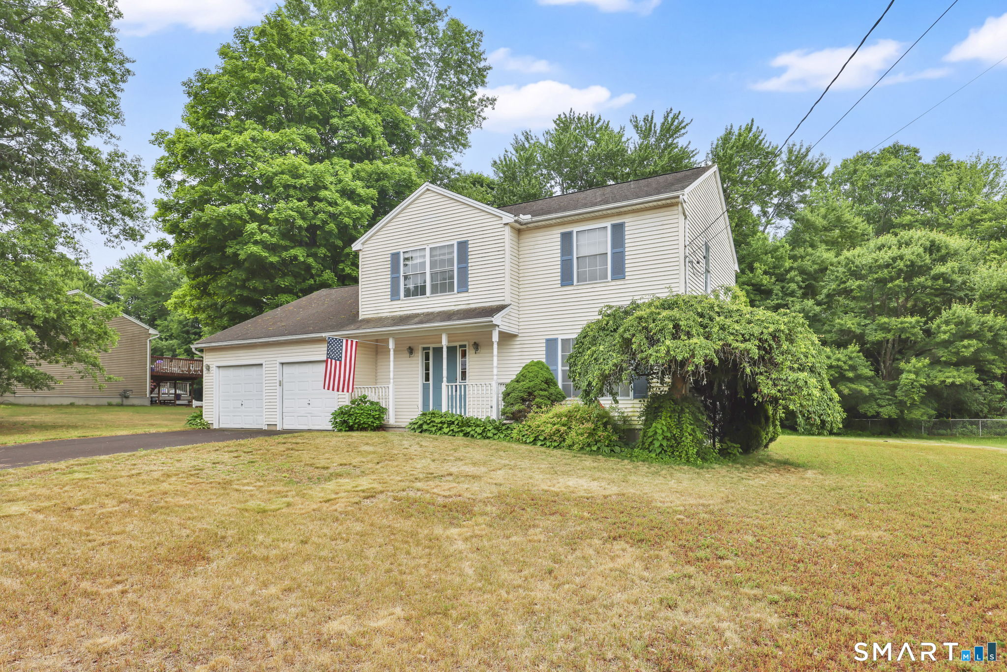 34 Laurel Street Enfield, CT 06082 - Photo 3 of 38