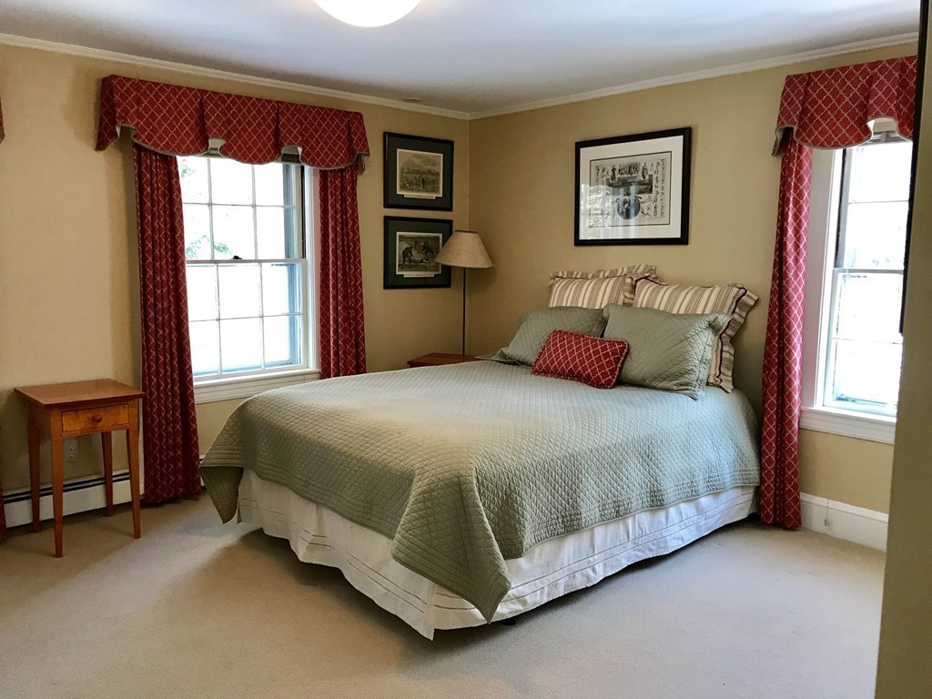 32 Conant Road Weston, MA 02493 - Photo 16 of 28 Gallery Image 16