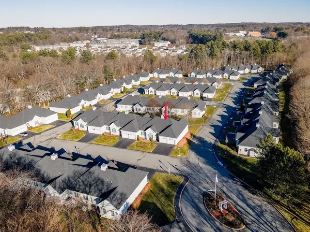 $629,900 | 27 Holly Lane, Unit 27, Dracut, MA 01826