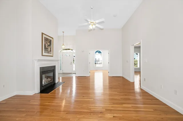 $629,900 | 27 Holly Lane, Unit 27, Dracut, MA 01826