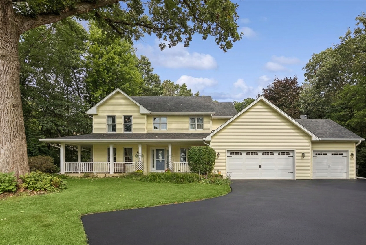 11115 East Riviera Drive Spring Grove, IL 60081 - Photo 1 of 28 Gallery Image 1