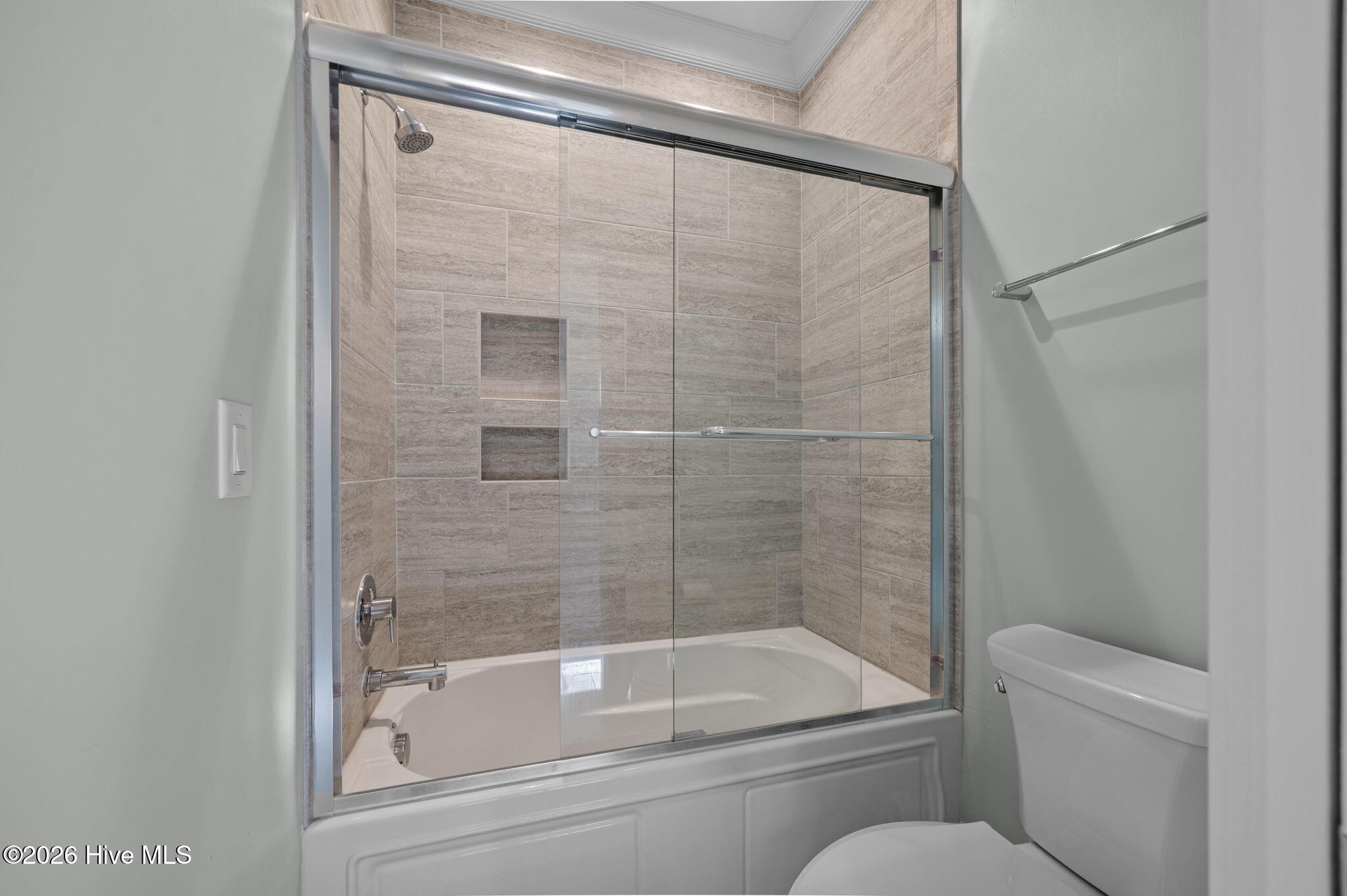 290 Whichard Lane Chocowinity, NC 27817 - Photo 22 of 43 Jack and jill bathroom