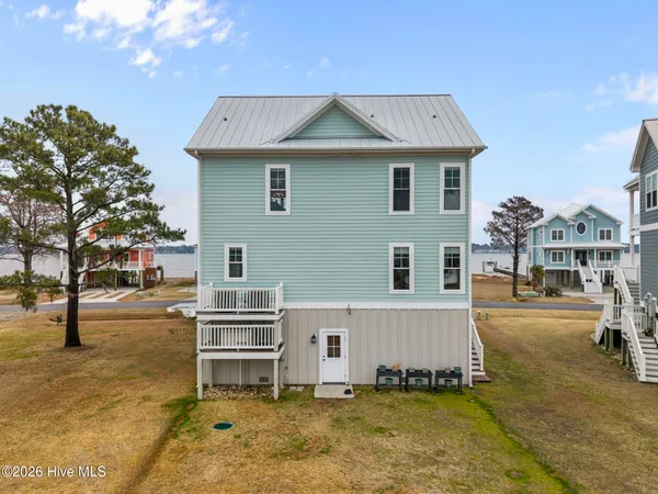 $729,000 | 290 Whichard Lane, Chocowinity, NC 27817