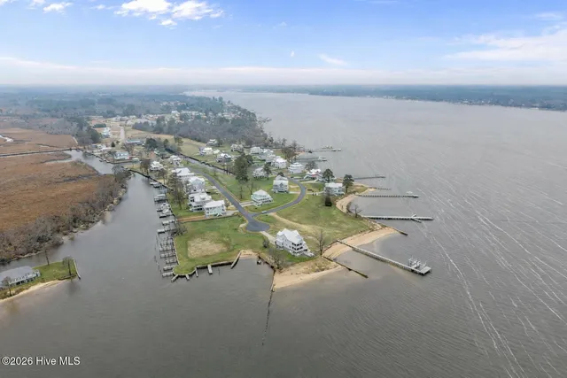 $739,000 | 290 Whichard Lane, Chocowinity, NC 27817